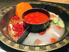 -味舵主重庆火锅(邓尉路店)