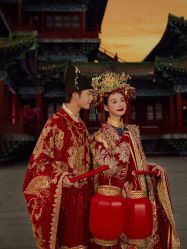 -第一夫人婚纱摄影(南京店)