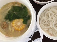 老妈经典过桥米线-老妈米线(港龙店)