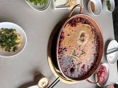 -朗塗老味火锅·江景无人机(长嘉汇店)