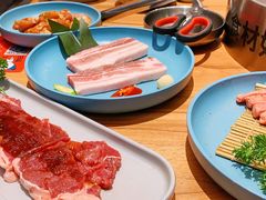 厚切五花肉-韩悦牛排烤肉无限续(宝能中心店)