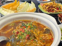 -鱼头泡饭·湖北菜·非物质文化遗产(岳家嘴总店)
