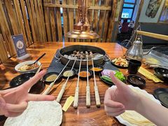 -梁山烤肉(榆林行者武松店)