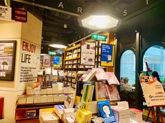 -西西弗书店&矢量咖啡(凯德晶萃广场店)