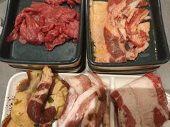 -黑金·寻焰自助百汇·烤肉·火锅(中街店)