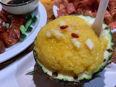 版纳菠萝饭-老滇山寨•云南特色菜•地方菜•民族风情歌舞表演(金碧店)