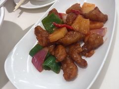 地扪菠萝咕噜猪颈肉-太兴餐厅(东方广场分店)