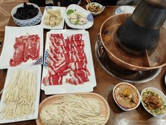 相间肥牛-楼外楼大刀肉传统火锅居(博学路店)