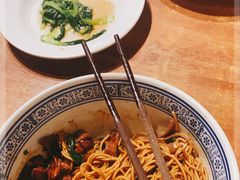 -沪西老弄堂面馆(定西路店)