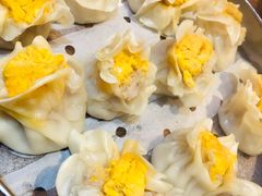 蛋黄鲜肉烧麦-真真鲜馄饨店(启蒙路店)