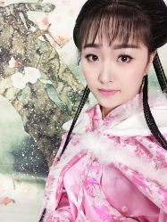 -盘子女人坊生日照·摄影馆(华强店)