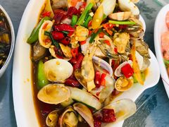 -覃记海鲜美食餐厅