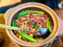 腊味双拼煲仔饭-牛氏石磨肠粉(海璟国际店)