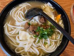 -鑫花溪牛肉米粉(文星广场店)