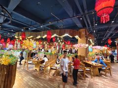 -老滇山寨•云南特色菜•地方菜•民族风情歌舞表演(金碧店)