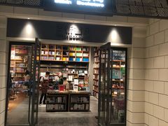 -百新书局(尚悦湾店)
