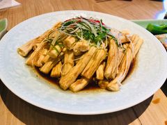 -锦粤宫·融合粤菜(上海金沙江店)