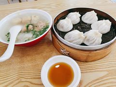 -珊珊小笼馆(仙霞路店)