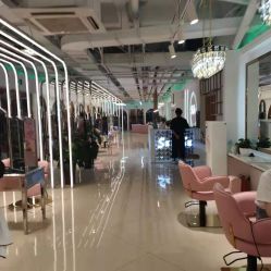 -BULB STUDIO 巴柏明星发型工作室