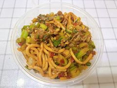 -玲玲米粉·新疆现炒米粉(大十字总店)