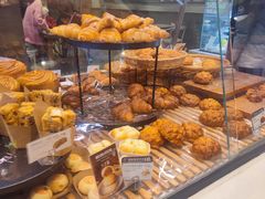 -巴黎贝甜(大宁国际商业广场店)