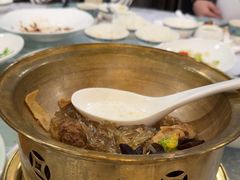 -汗腾格里·风味餐厅(新疆驻京办店)