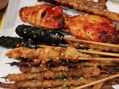 烤羔羊肉串-木屋烧烤(坂田天安云谷店)