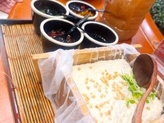 -老街坊美食汇(玉兰大街店)