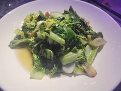 -巴特餐饮6加1音乐餐吧·新疆菜