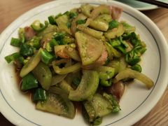 青番茄炒腊味-陈先进鱼馆·地道农家菜(萧山奥体店)