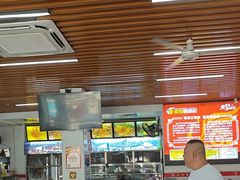 -凤张螺蛳粉·爽口粉(跃进路总店)