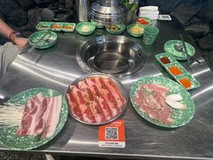-欧巴炭烤肉오빠숯불구이(南京东路店)