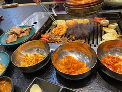 -臻牛烤肉