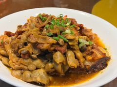 -那家老院子东北菜·饺子·小鸡炖蘑菇(艳华街店)