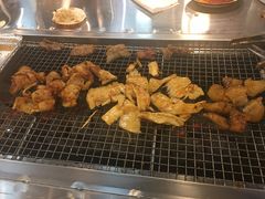 牛三样-马路牙子烧烤音乐酒馆(望京店)