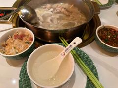 -润园四季椰子鸡火锅(卓越INTOWN店)