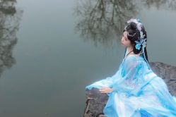 -一揽芳华汉服旗袍体验馆(拙政园店)