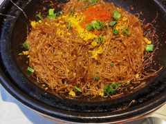 -阿瓦山寨·湘菜现炒·剁椒鱼头王(咸阳总店)