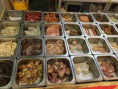 -愉肴麻辣香锅(中北镇店)