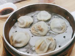 蟹黄汤包-鸡鸣汤包(罗廊巷店)