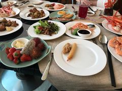 -东方红海鲜百汇(国际大厦店)