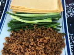 勾魂小媳妇-八两八金·莱芜特色炒鸡(市南漳浦路店)