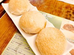 酥皮焗叉烧包-添好运点心专门店(深水埗店)