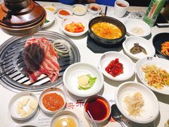 -本家韩国烤肉(青岛万象城店)
