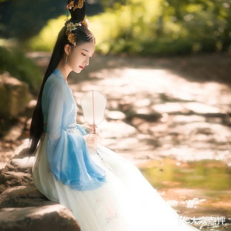 第一次来盘子女人坊拍照，服务真的很周到，还有水果吃