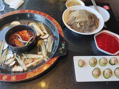 -三江两海老火锅(北京首店)