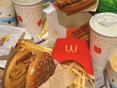 麦麦咔滋脆卷堡不辣全家餐-麦当劳(团结湖店)