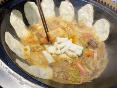 地锅贴饼-地锅公社·现炒地锅鸡·地锅鱼·夜宵(罗锦路店)
