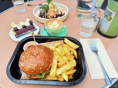 牛肉汉堡-The Grounds of Alexandria