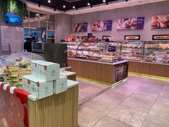 面包甜点陈列柜-巴黎贝甜(华堂新辰汇店)